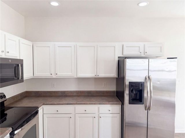 834 Central Park Avenue, Greensboro, NC 27407
