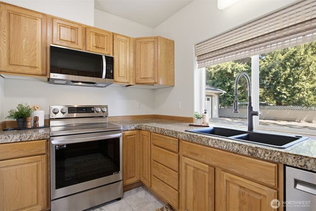 1203 Roland Street, Bellingham, WA 98229