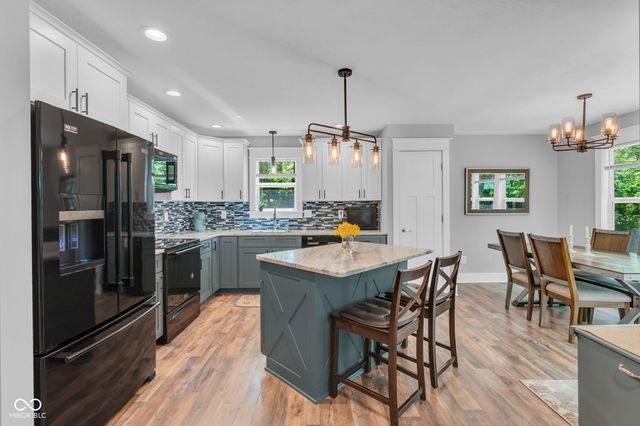 30 Lincoln Hills, Coatesville, IN 46121