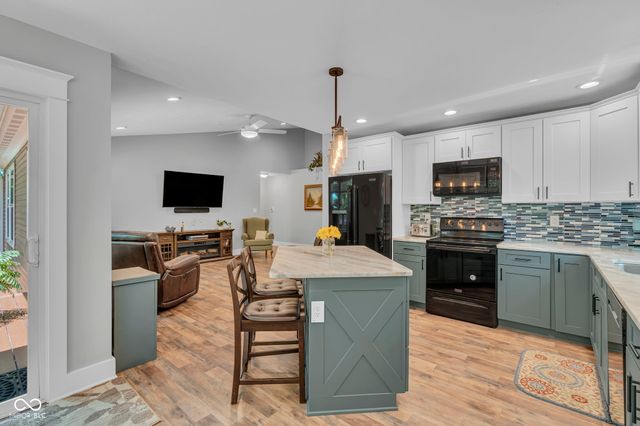 30 Lincoln Hills, Coatesville, IN 46121