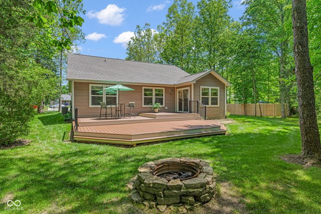 30 Lincoln Hills, Coatesville, IN 46121