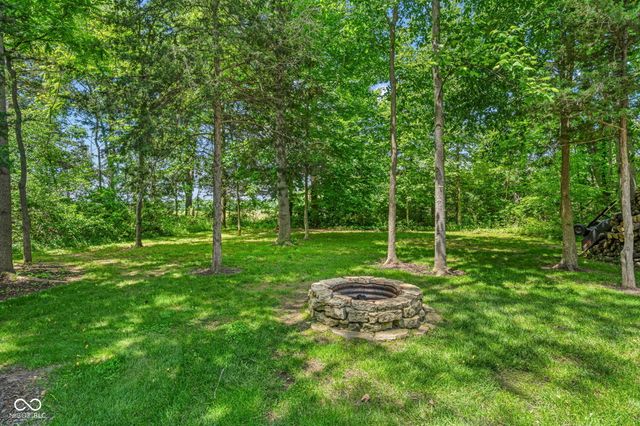 30 Lincoln Hills, Coatesville, IN 46121
