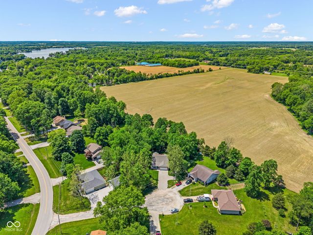 30 Lincoln Hills, Coatesville, IN 46121