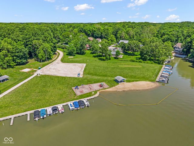 30 Lincoln Hills, Coatesville, IN 46121