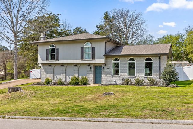 109 Rolling Ridge Drive, Chattanooga, TN 37421