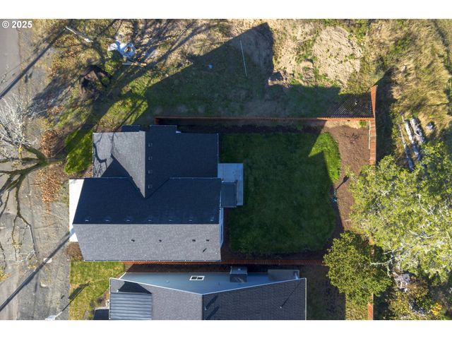 790 17th Ave, Seaside, OR 97138