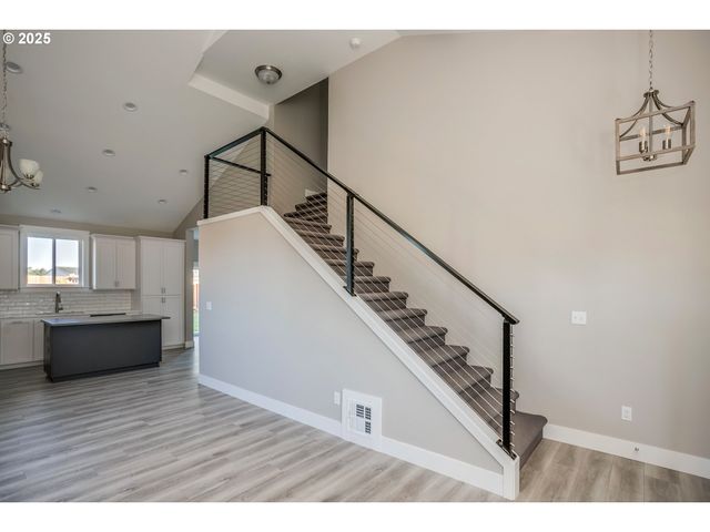 790 17th Ave, Seaside, OR 97138