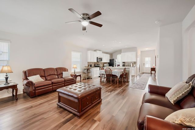 2832 Tengyc Bow, San Antonio, TX 78245