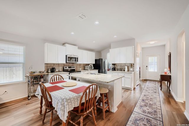 2832 Tengyc Bow, San Antonio, TX 78245