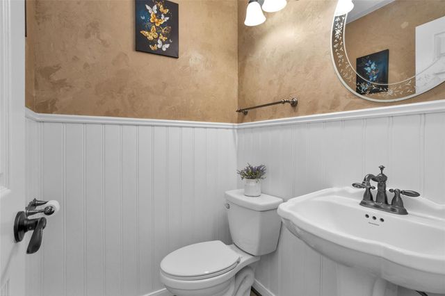 106 N Rushwing Circle, The Woodlands, TX 77381