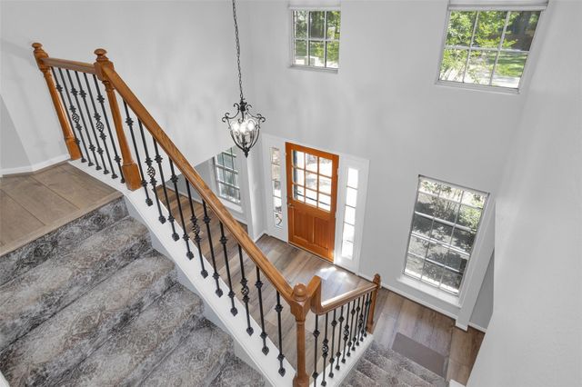 106 N Rushwing Circle, The Woodlands, TX 77381