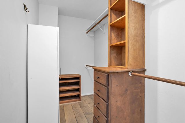 106 N Rushwing Circle, The Woodlands, TX 77381