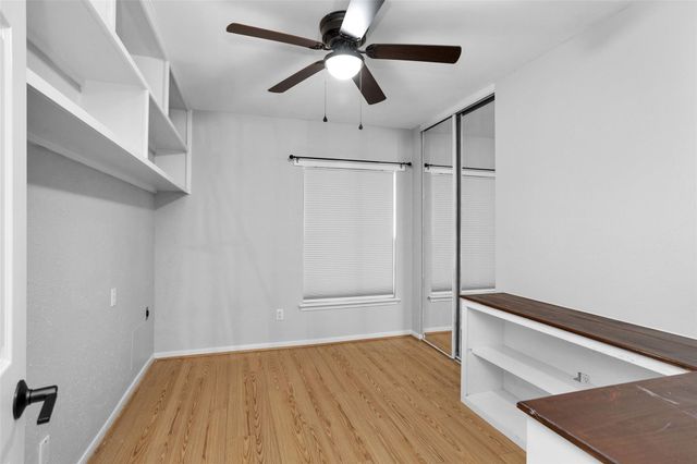 106 N Rushwing Circle, The Woodlands, TX 77381