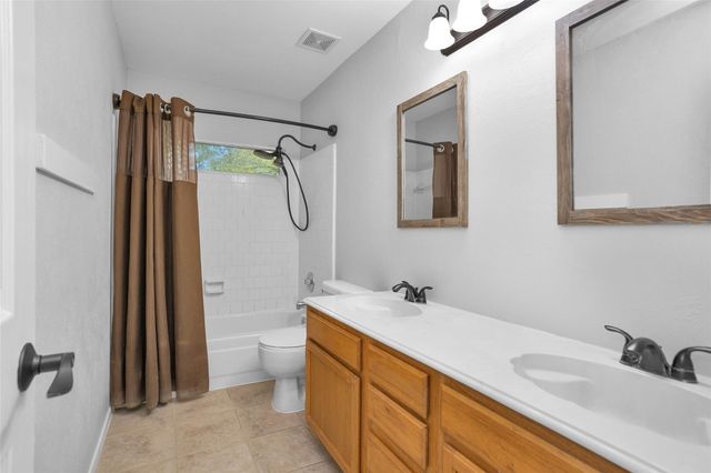 106 N Rushwing Circle, The Woodlands, TX 77381