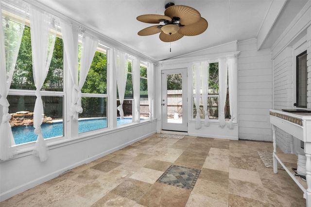 106 N Rushwing Circle, The Woodlands, TX 77381