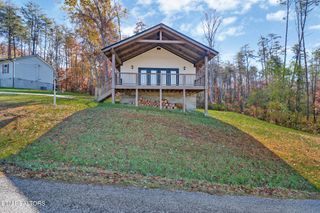 557 Siever Rd, Crossville, TN 38572