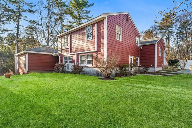 212 Mill St, Mansfield, MA 02048