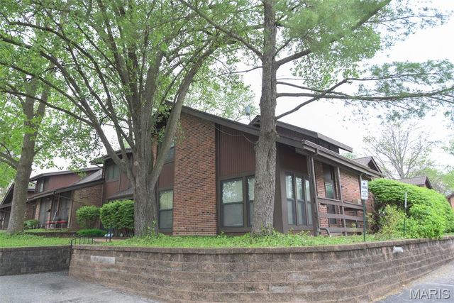 4357 Tavistock Circle, Oakville, MO 63129