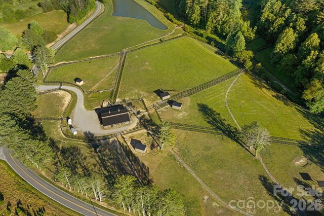 2070 Thoroughbred Way G18, Lenoir, NC 28645