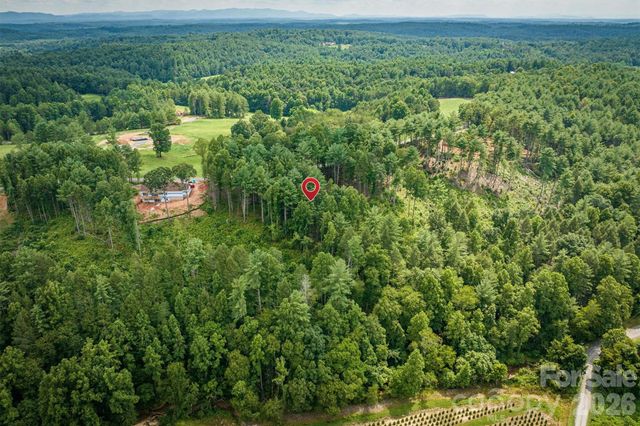 2070 Thoroughbred Way G18, Lenoir, NC 28645