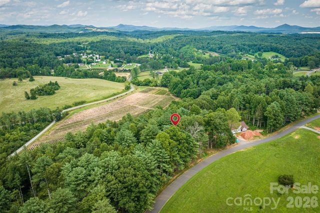 2070 Thoroughbred Way G18, Lenoir, NC 28645