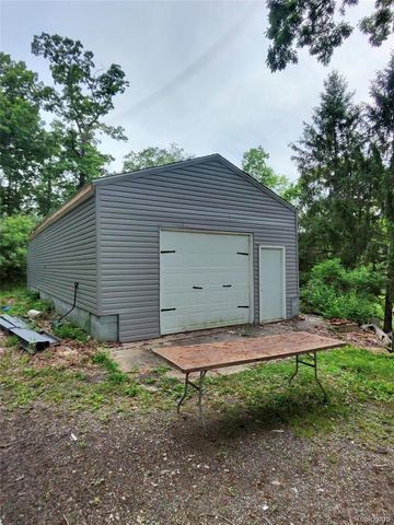 3280 Oakpark Court, Milford Charter Township, MI 48380