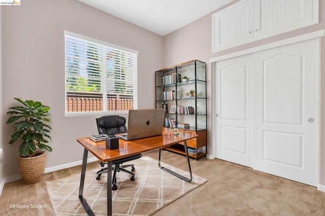 6432 Laurel Creek Pl, Livermore, CA 94551