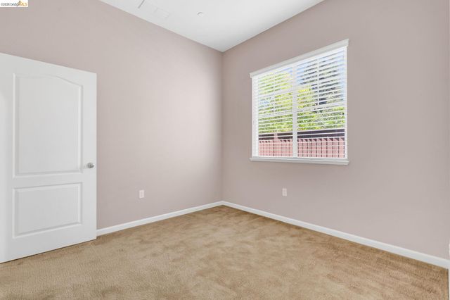 6432 Laurel Creek Pl, Livermore, CA 94551