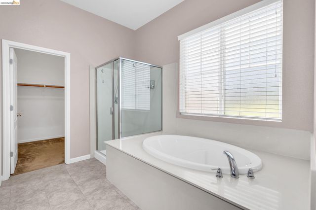6432 Laurel Creek Pl, Livermore, CA 94551