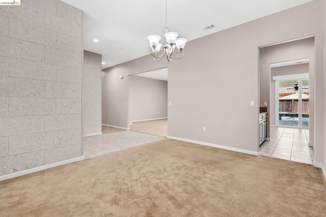 6432 Laurel Creek Pl, Livermore, CA 94551