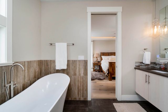 60069 SE Ruby Peak Loop, Bend, OR 97702