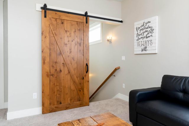 60069 SE Ruby Peak Loop, Bend, OR 97702