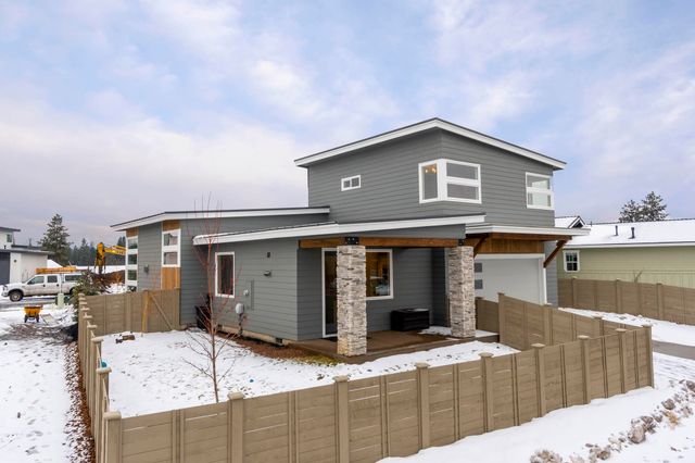 60069 SE Ruby Peak Loop, Bend, OR 97702