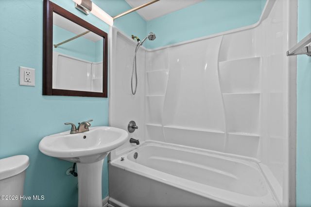 708 Barn Street, Jacksonville, NC 28540