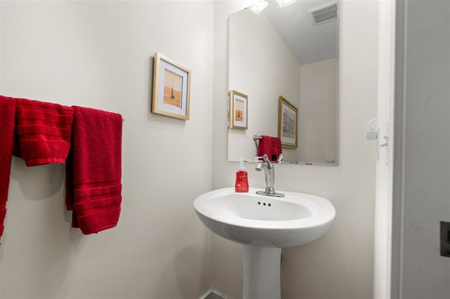 2214 Hunters Pond, Kalamazoo, MI 49048