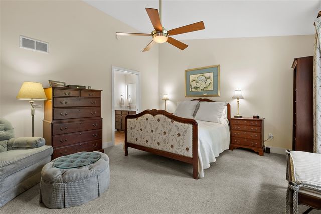 2214 Hunters Pond, Kalamazoo, MI 49048