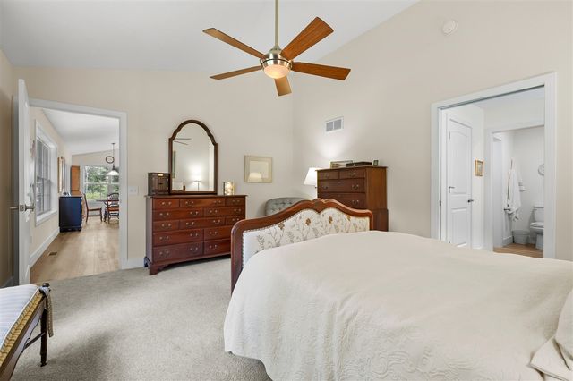 2214 Hunters Pond, Kalamazoo, MI 49048