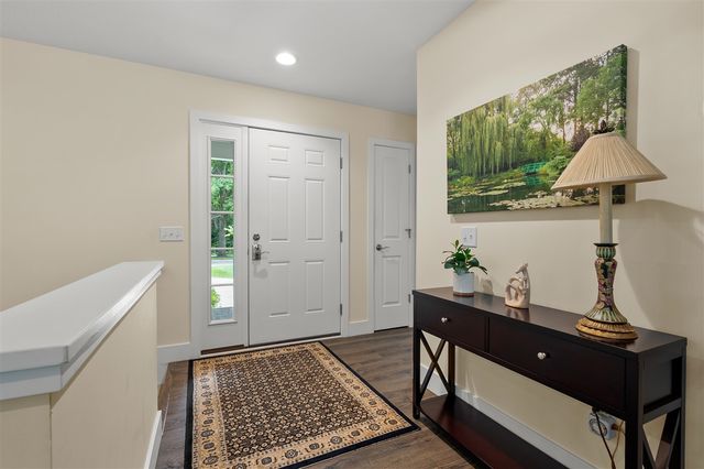 2214 Hunters Pond, Kalamazoo, MI 49048