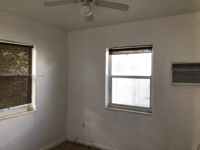 471 SW 10th St 5, Miami, FL 33130