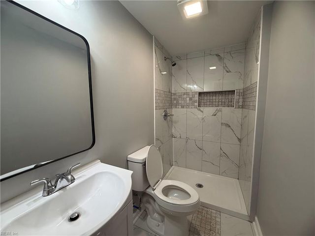 314 N 4th ST, Suffolk, VA 23434