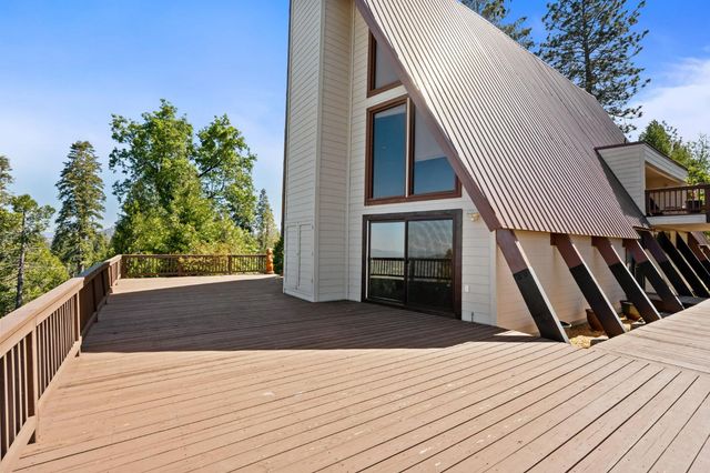 38303 Woodland Road, Shaver Lake, CA 93664