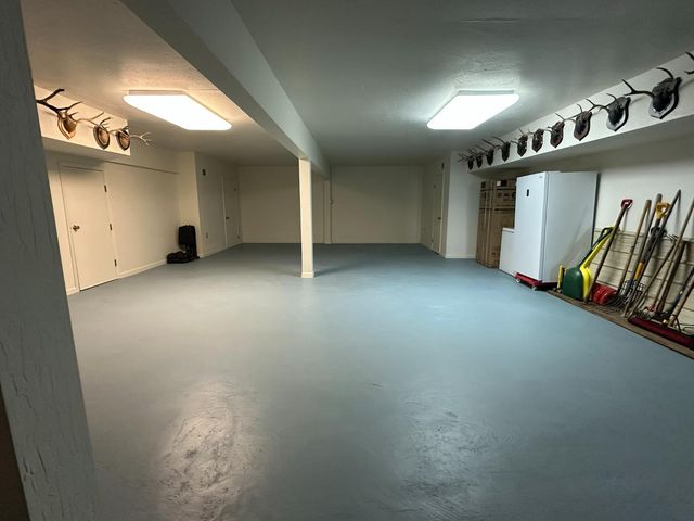 38303 Woodland Road, Shaver Lake, CA 93664