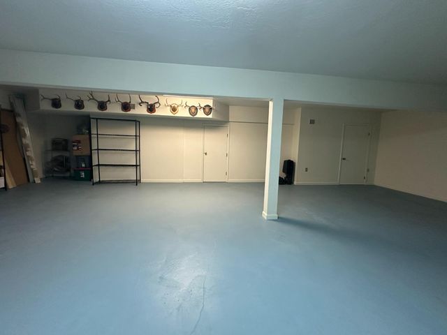 38303 Woodland Road, Shaver Lake, CA 93664