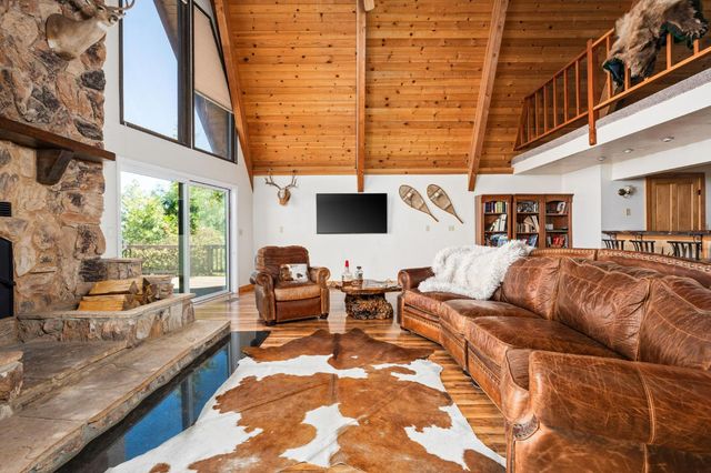 38303 Woodland Road, Shaver Lake, CA 93664