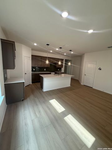 12433 Dime Box, San Antonio, TX 78258