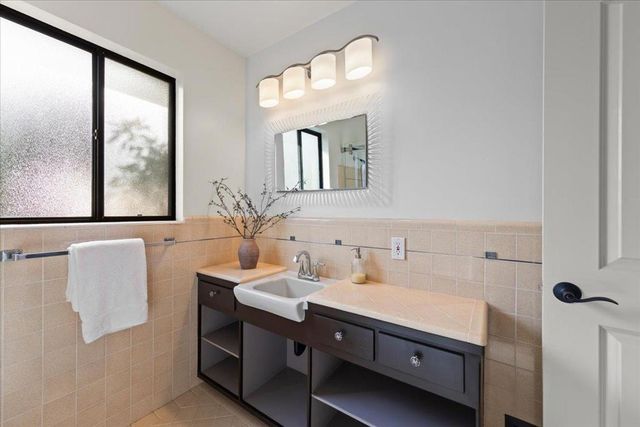 3315 Caxton Court, San Mateo, CA 94403