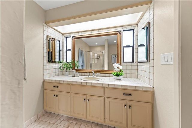 3315 Caxton Court, San Mateo, CA 94403