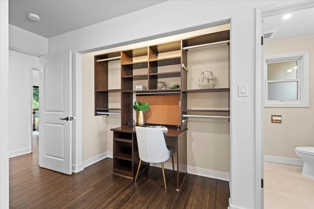 Image 17 of property listing at 3315 Caxton Court, San Mateo, CA 94403