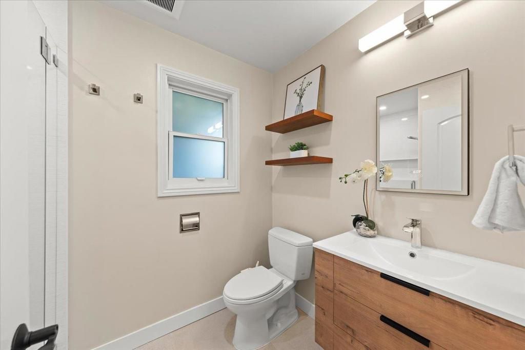 Image 18 of property listing at 3315 Caxton Court, San Mateo, CA 94403