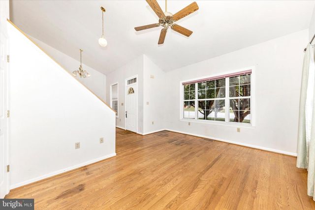 105 RIDGE AVE, Taneytown, MD 21787